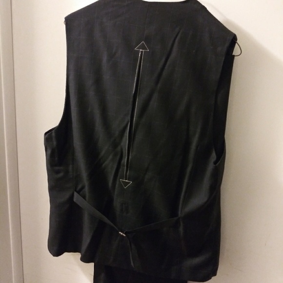 ⭐⭐⭐⬇Men 3pc Suit - Picture 4 of 8